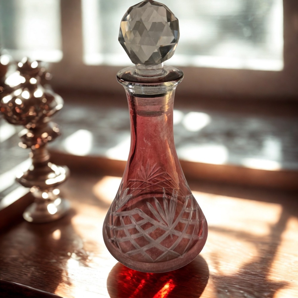 Vtg Cranberry Pink Cut Glass‎ Decanter w/ Faceted Crystal Stopper 6.5" Coquette